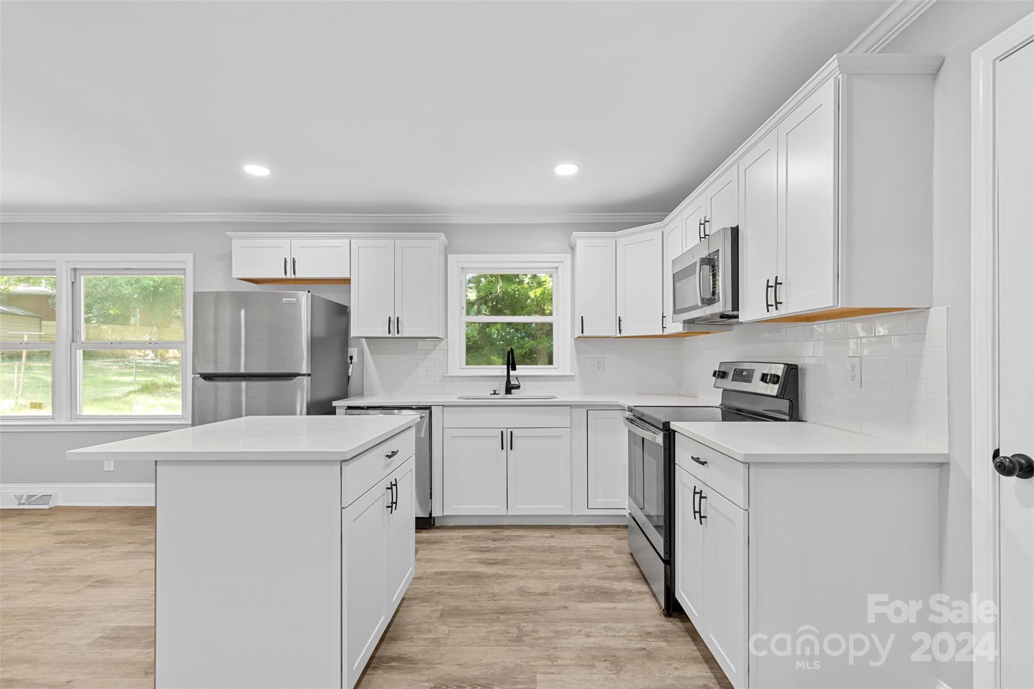 Country Club Heights - Residential