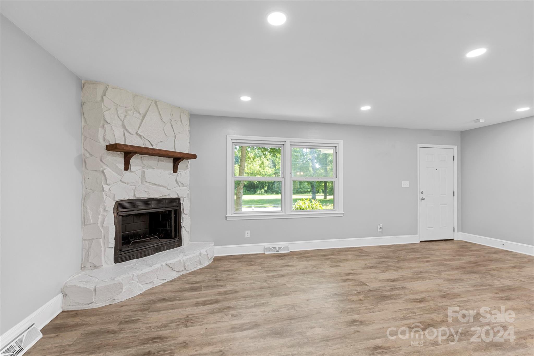 Country Club Heights - Residential