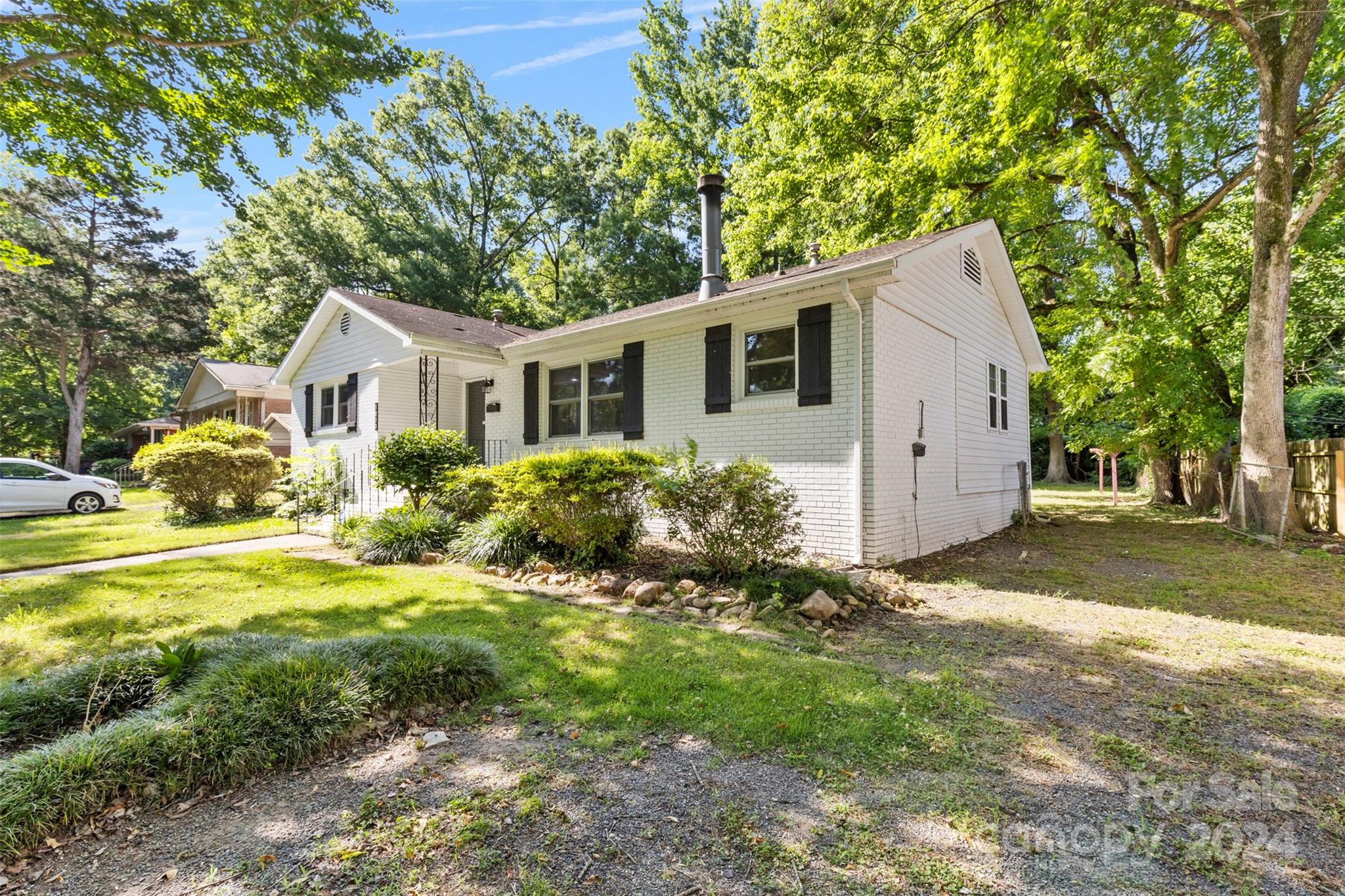 Country Club Heights - Residential