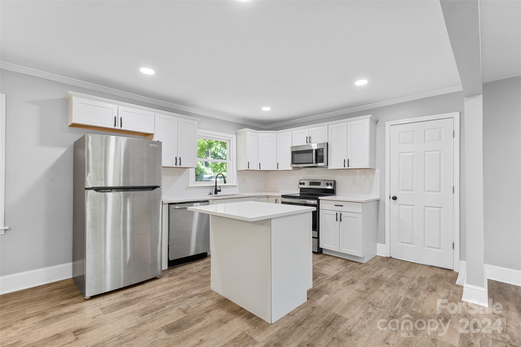 Country Club Heights - Residential