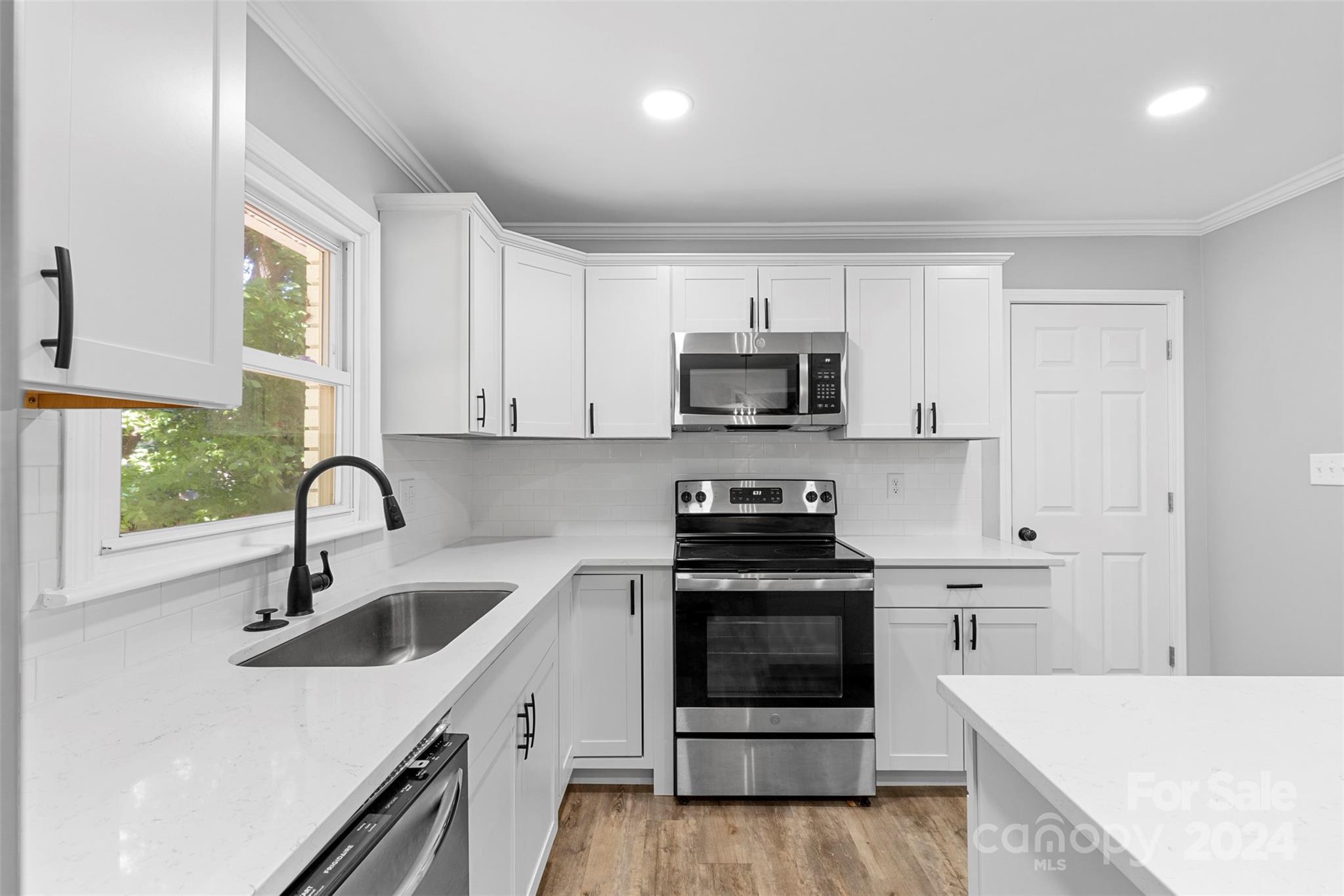 Country Club Heights - Residential