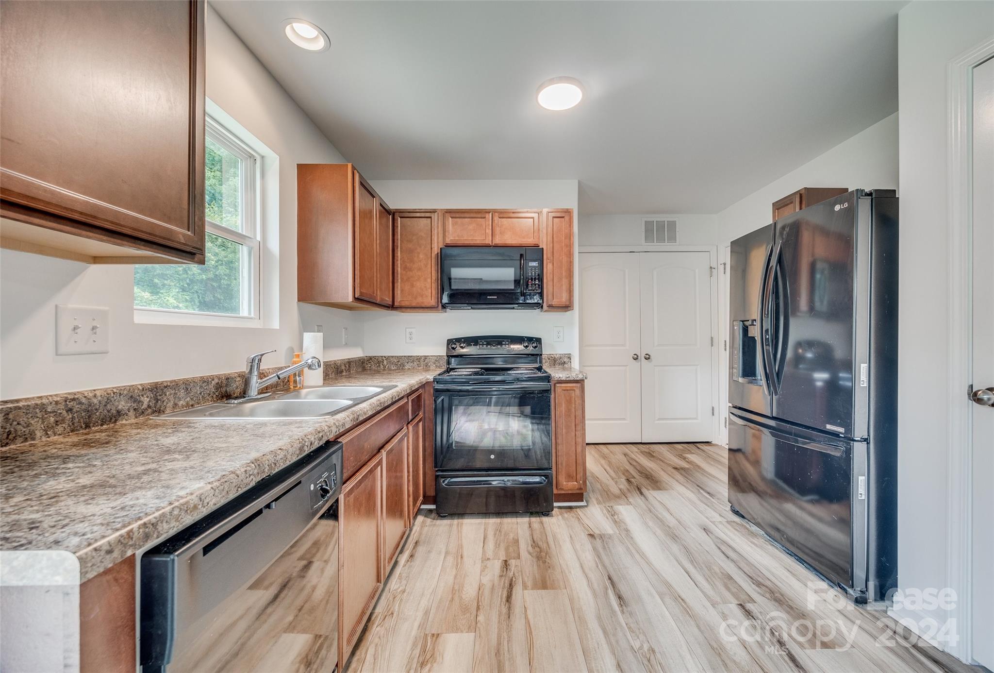 Irish Downs - Residential Lease