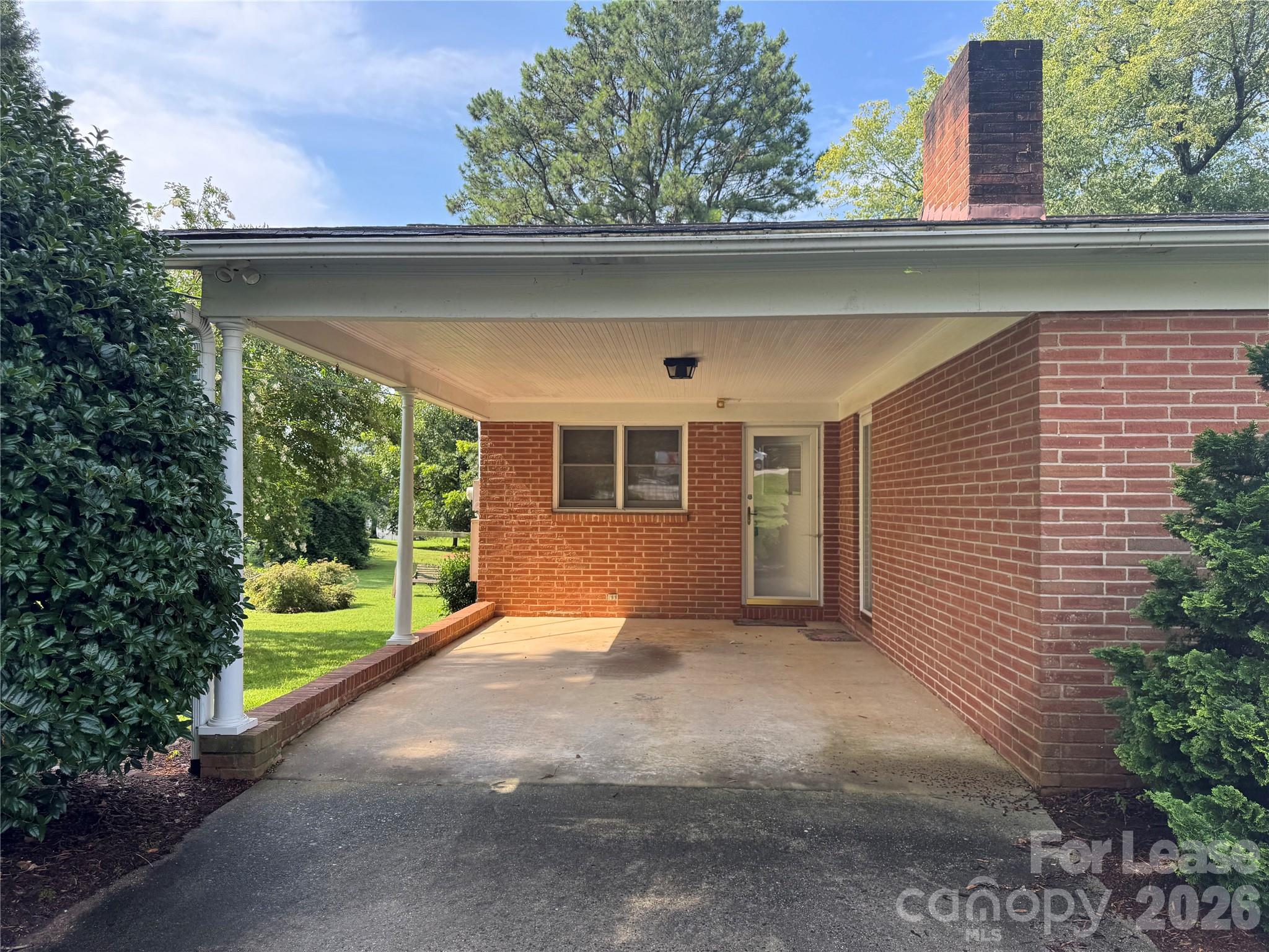 3427 N NC 16 Business Highway