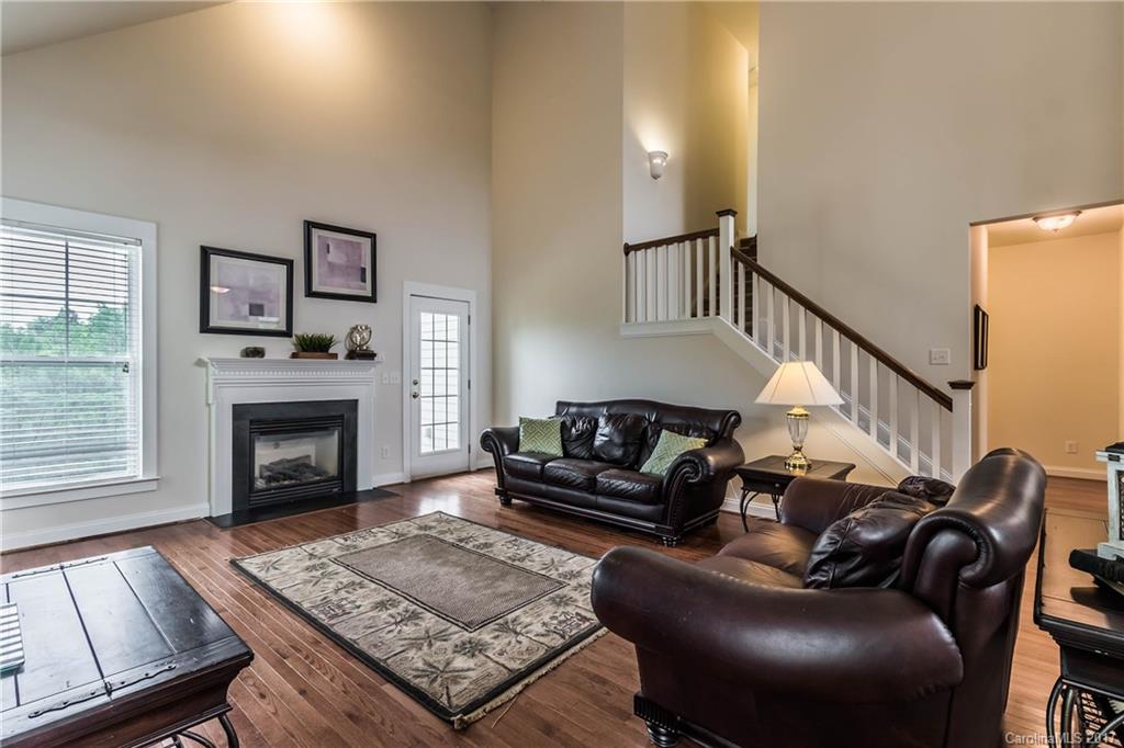 Lake Shore - Residential