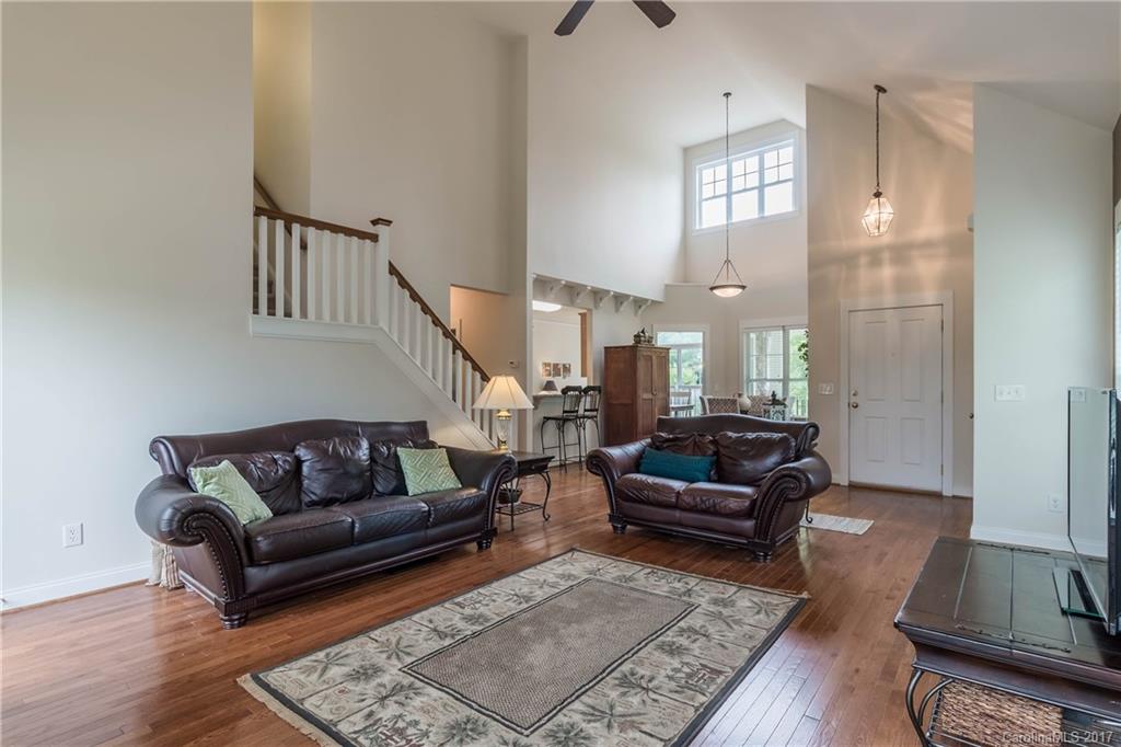 Lake Shore - Residential