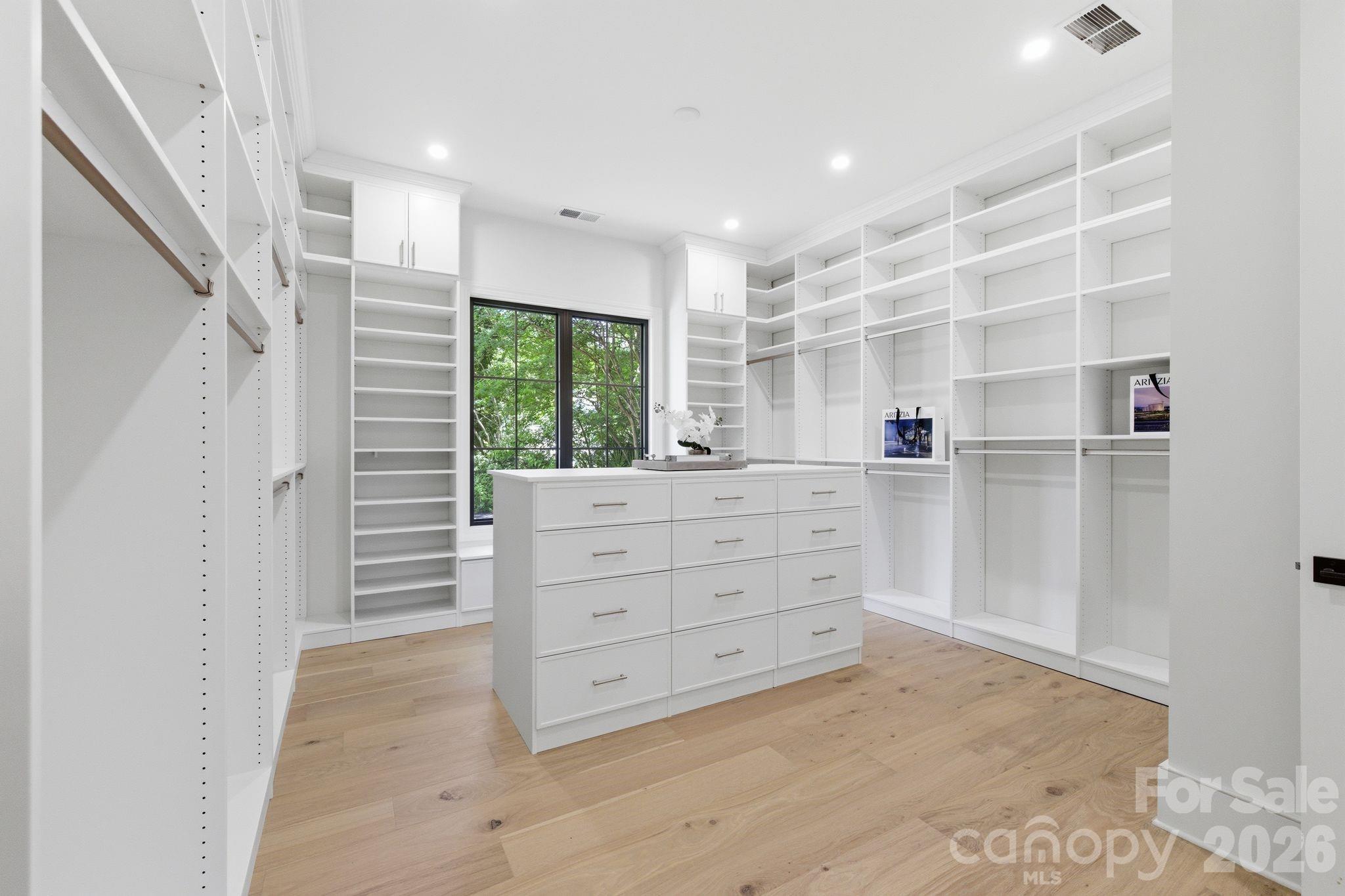 Barclay Downs - Residential