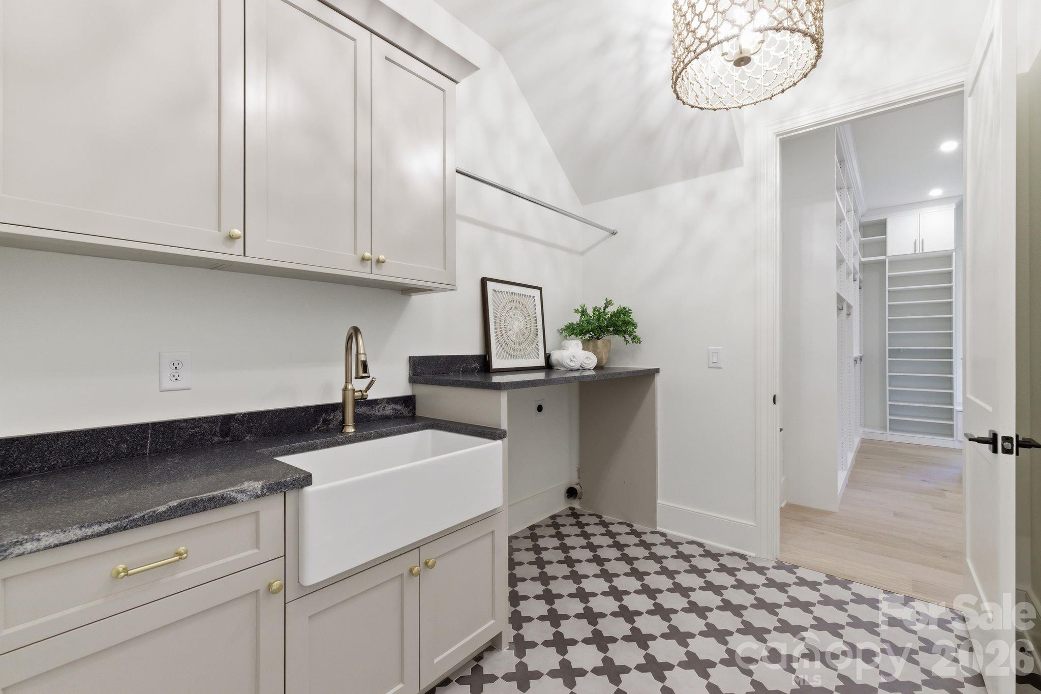 Barclay Downs - Residential