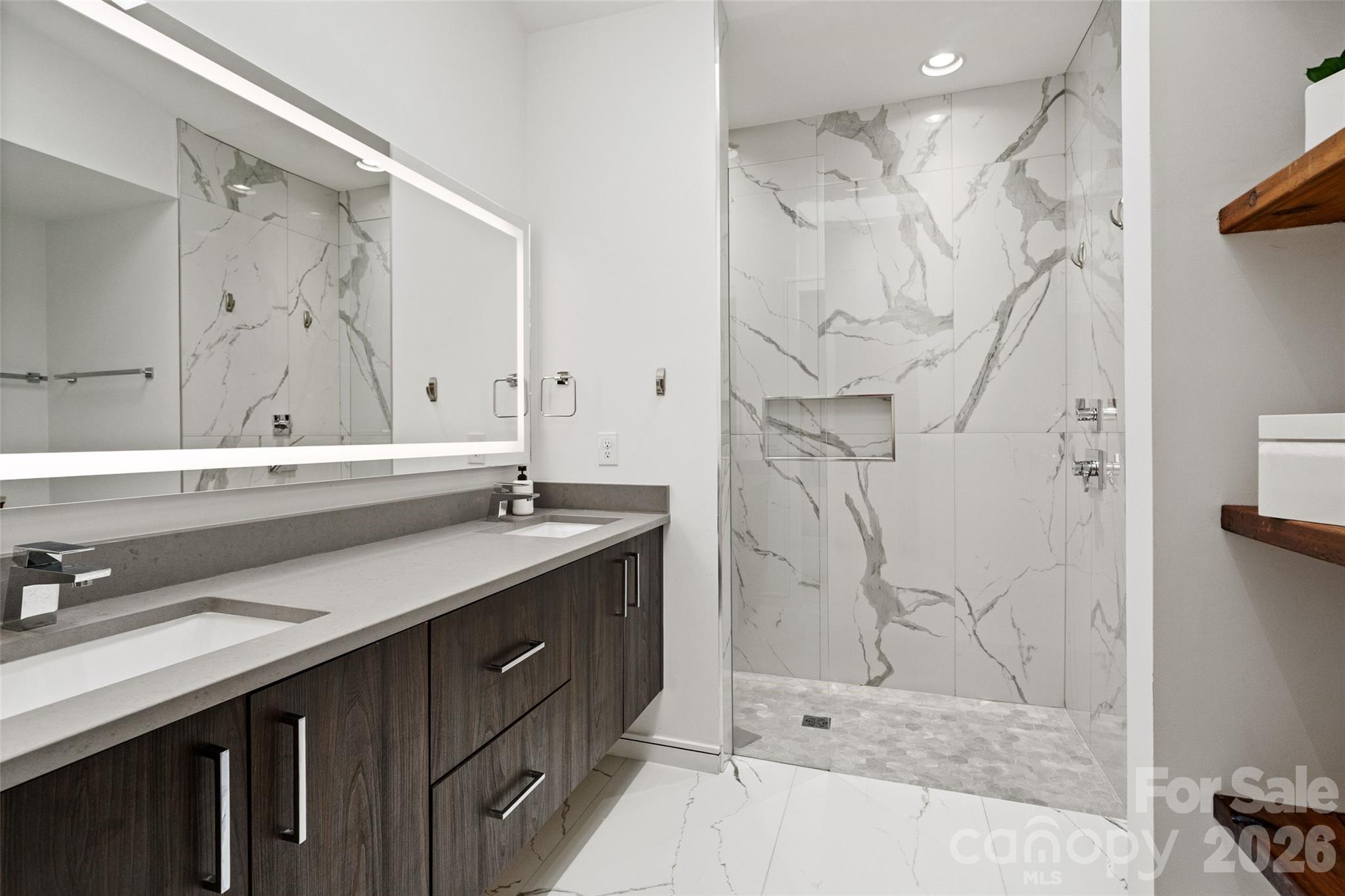 The Arts District - Residential