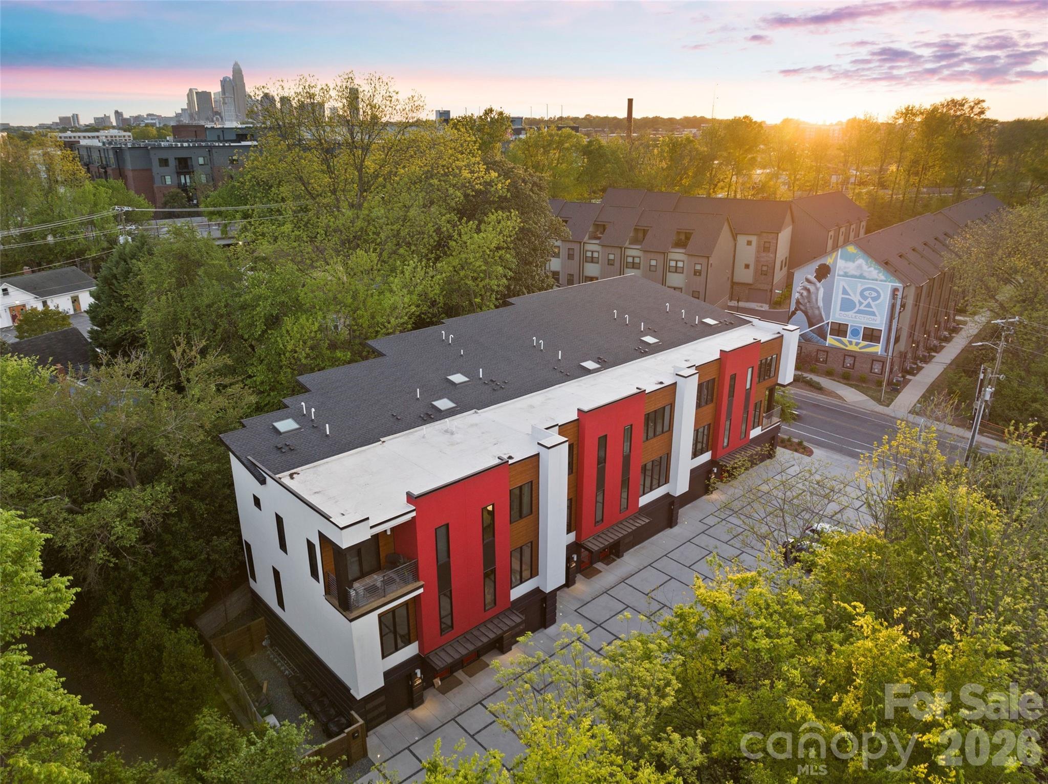 2716 N Davidson Street E