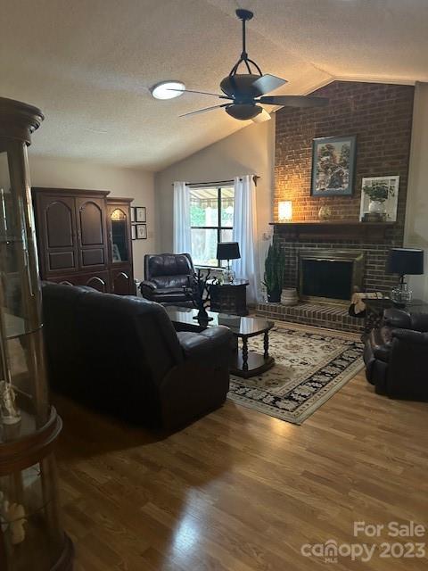 Tega Cay - Residential