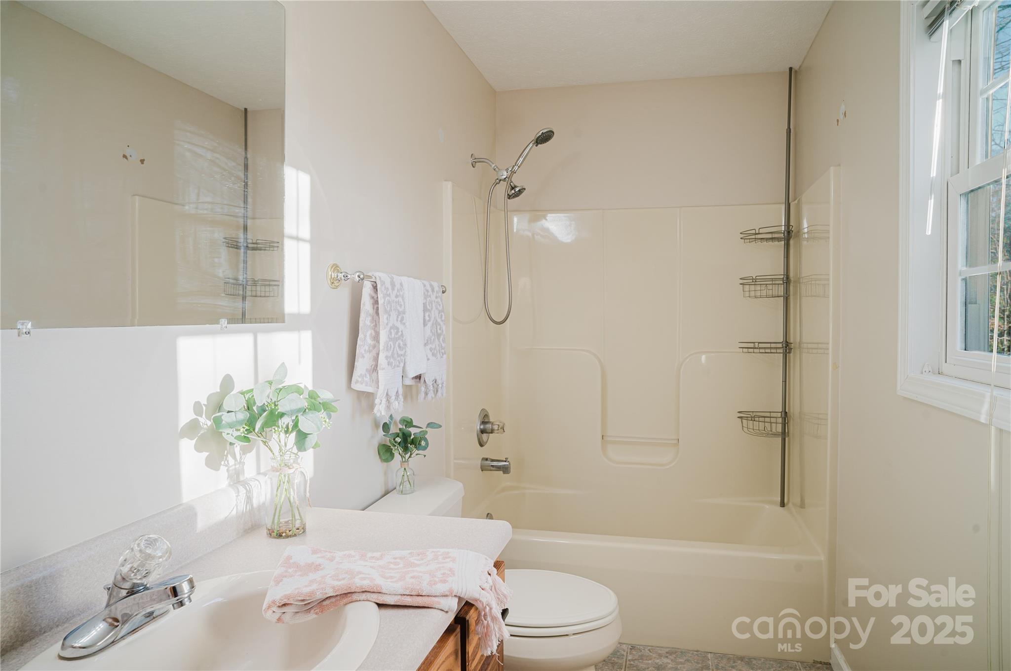 Twelve Oaks - Residential