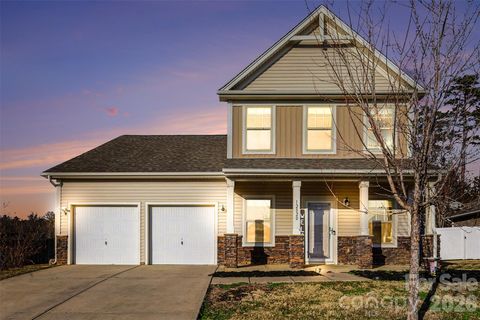Photo of 12820 Clydesdale Drive, Midland, NC 28107 (MLS # 4333941)