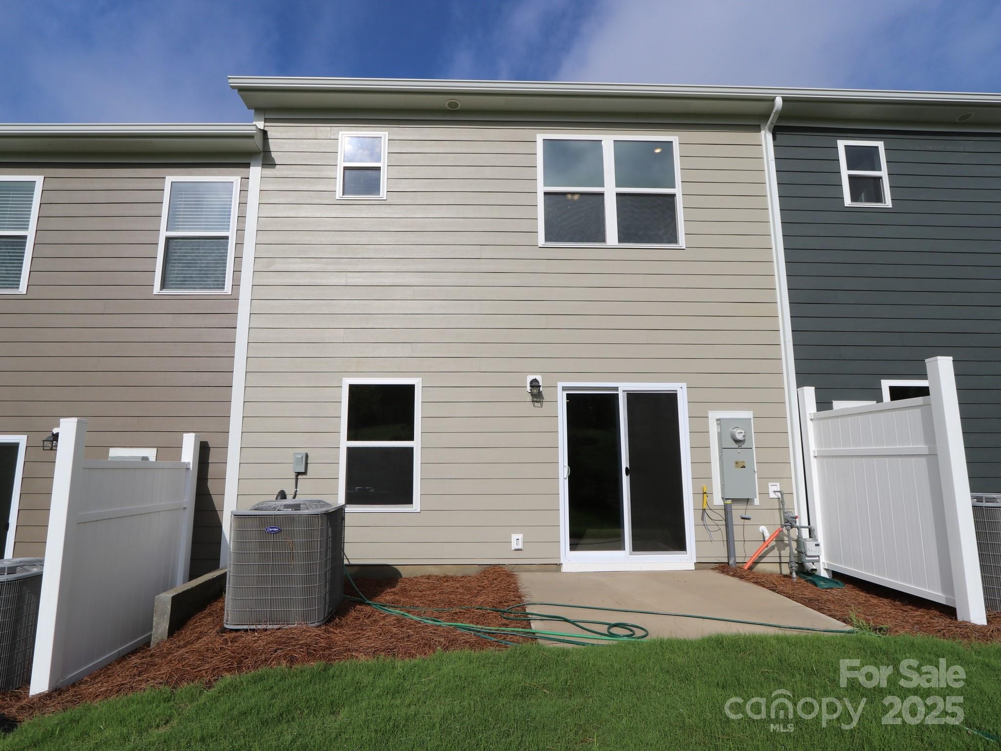 3208 Lilac Grove Drive