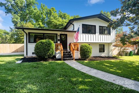 4101 Tipperary Place Charlotte NC 28215
