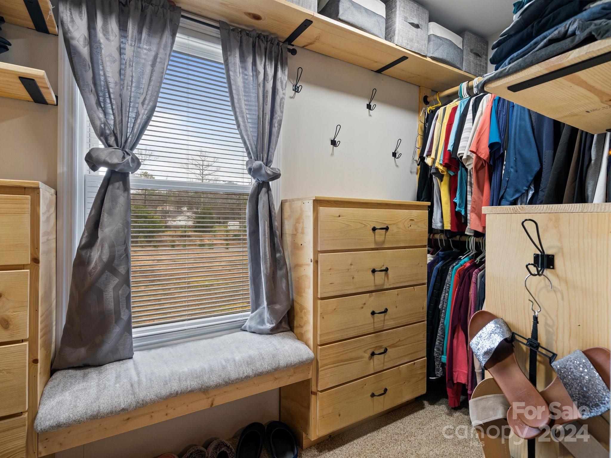 Rolling Ridge - Residential