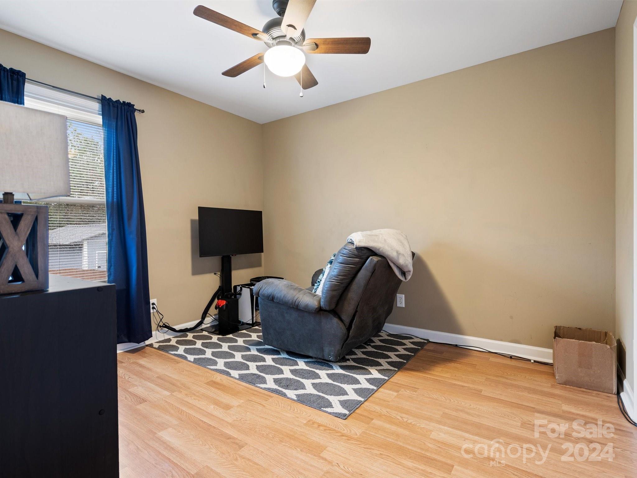 Rolling Ridge - Residential