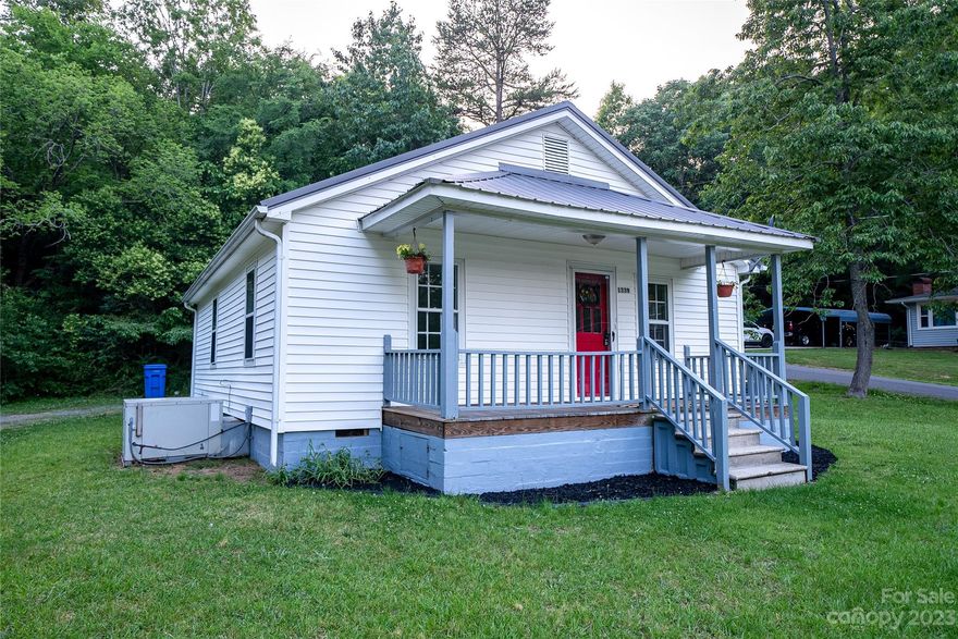 Welcome to your charming starter home! This corner lot has 0.32 acres and offers city water and sewer. With 2 bedrooms and 1 bathroom, this cozy residence is perfect for someone just starting out or it would make a great rental property. Home was recently painted and had all new flooring installed.