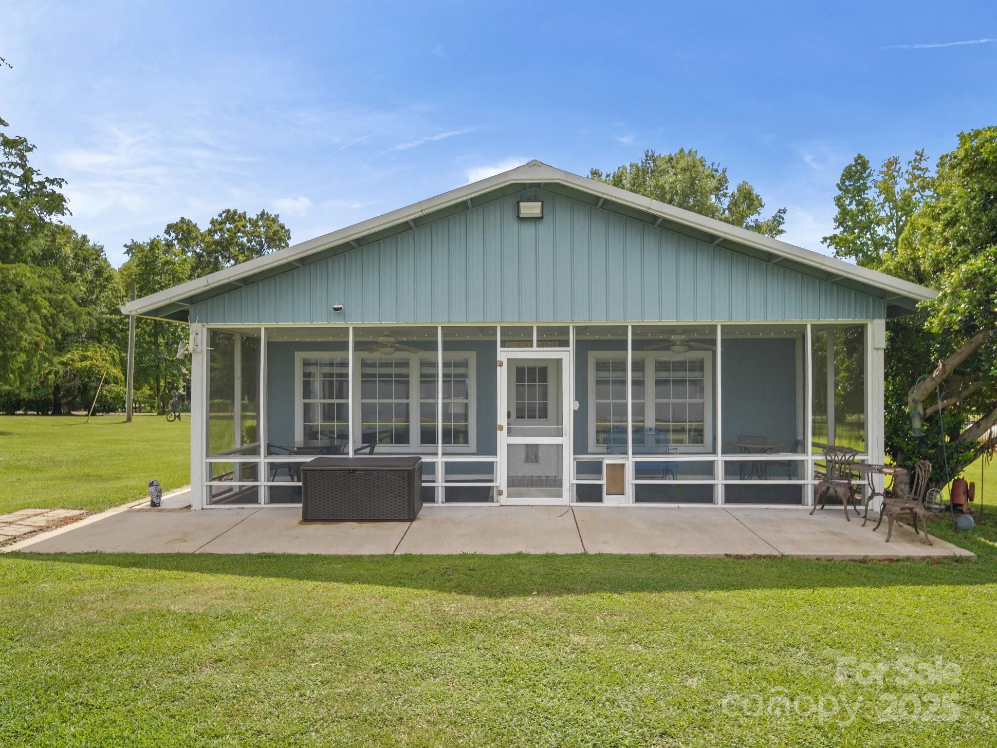 275 S Waters Edge Drive