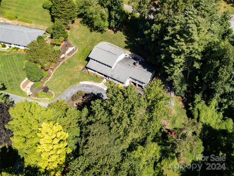 A home in Hendersonville