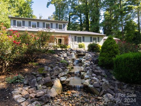 A home in Hendersonville