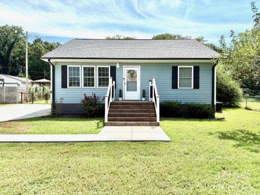 Welcome home to this beautifully maintained 3-bedroom, 1-bath ranch nestled in a super convenient location just minutes from I-85, Hwy 321, grocery stores, schools, shopping, and restaurants. This one-level home offers easy living with a spacious and inviting living room, perfect for relaxing or entertaining. Enjoy the warmth of hardwood flooring and fresh interior paint throughout. The home features numerous recent updates, including a new roof, new concrete driveway, new gutters, and a new front porch deck—perfect for morning coffee or evening chats. The bathroom has been tastefully refreshed with a stylish accent wall, new vanity, mirror, flooring, and paint. This adorable home is move-in ready and perfect for first-time buyers, downsizers, or anyone looking for a low-maintenance lifestyle close to everything. Don’t miss your chance—schedule your showing today!