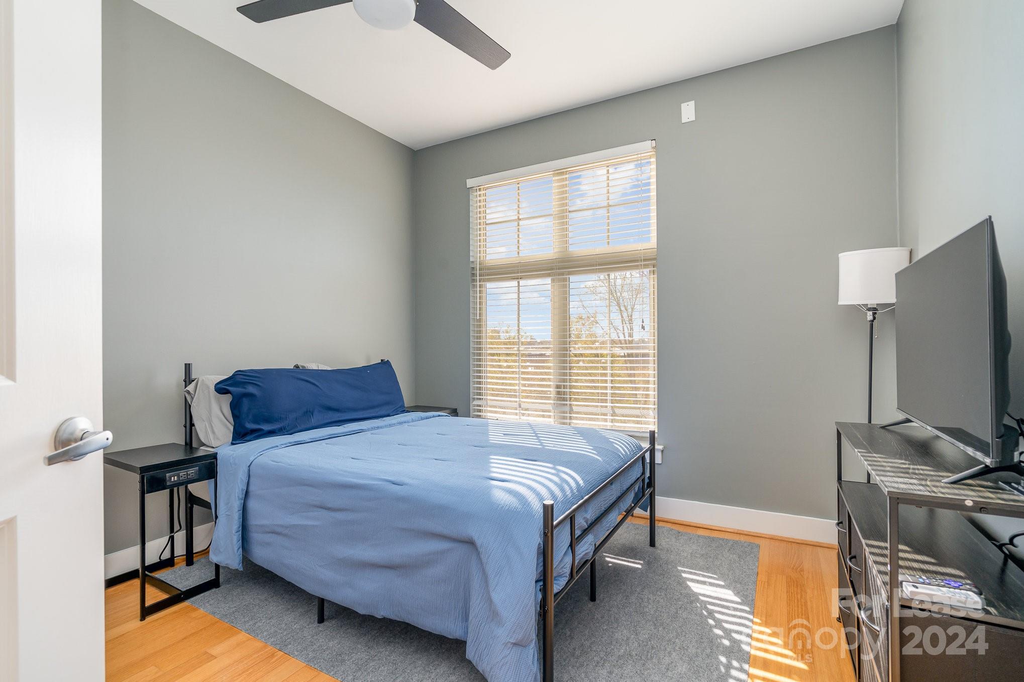 1st Row Warehouse - Residential Lease