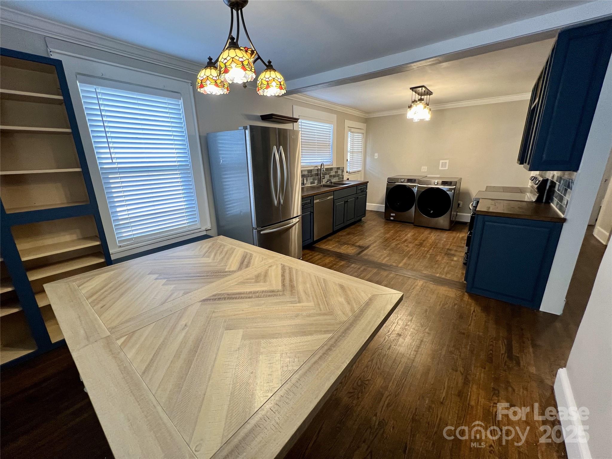 Oakhurst - Residential Lease