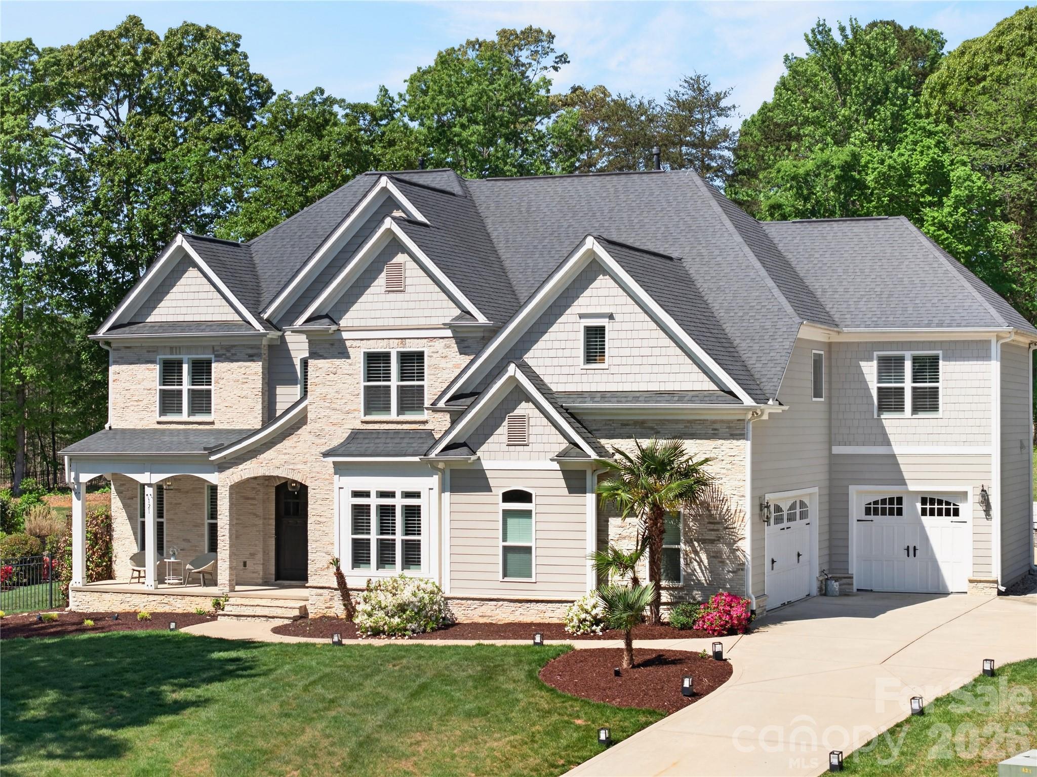 121 Leeward Shoals Lane