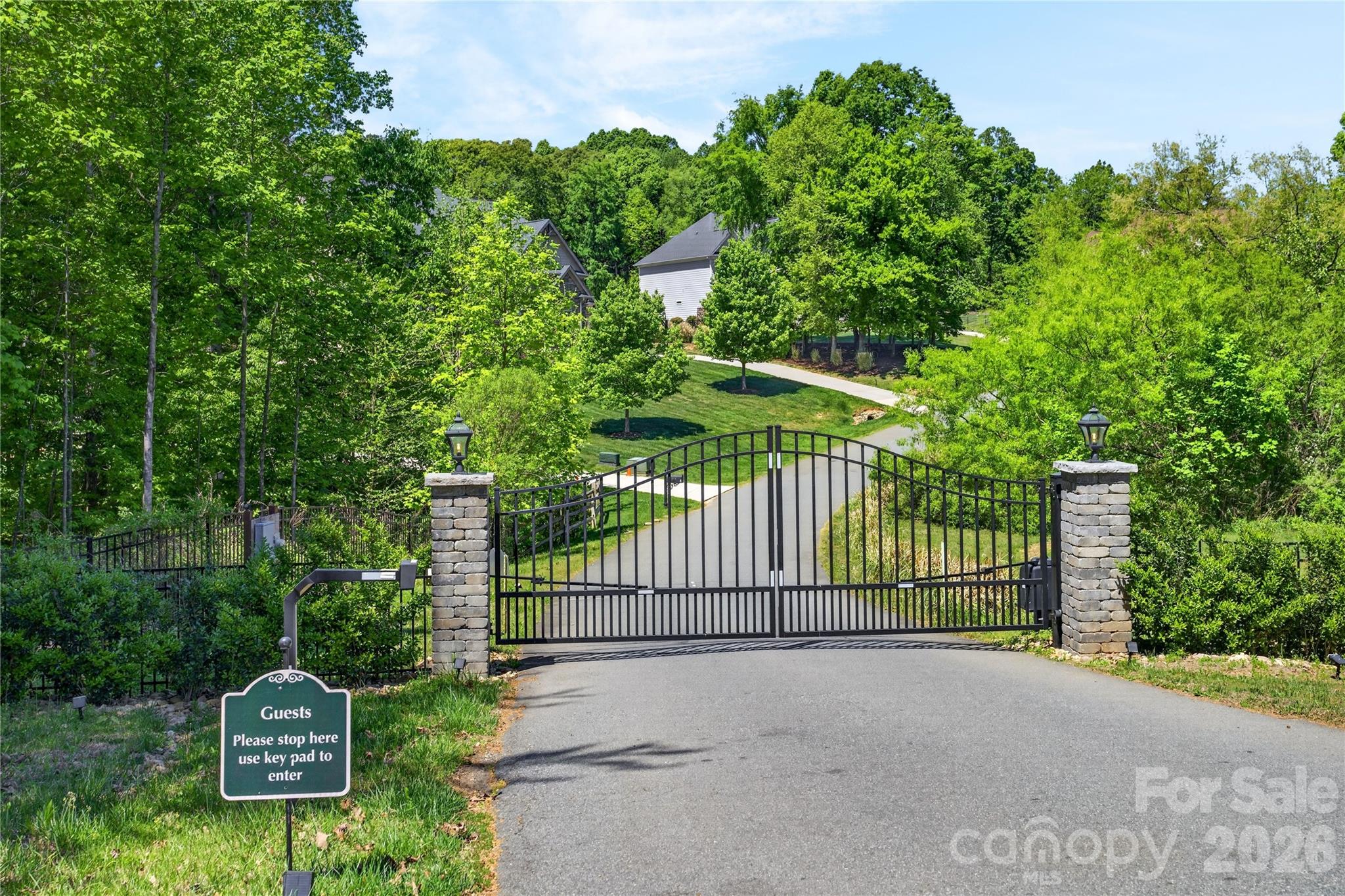 121 Leeward Shoals Lane