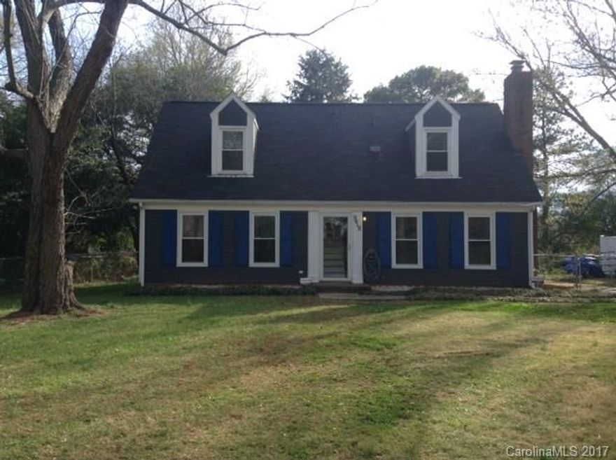 "Beautiful Home in an Established Neighborhood" Don't miss this opportunity to have a 4 Bedroom
  2 Bath home with a large fenced in yard. New Heat and Air in 2016, Roof in 2013, New windows in 2015,
  Kitchen was remodeled in 2015, and new Electrical service in 2015. The outside Storage building has
  electric service, with an air conditioning unit. and additional storage space.
  Nice soft colors through out the house. 
  This is a must see !