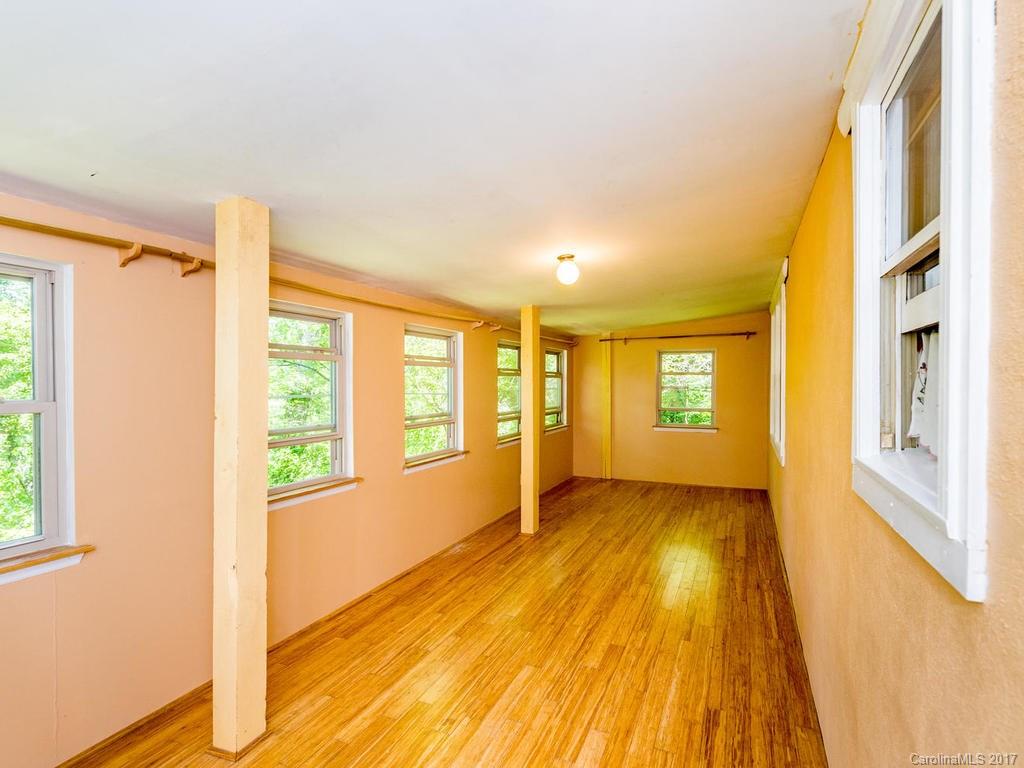 Chimney Glen Estates - Residential