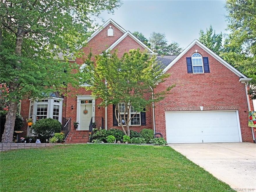 Beautiful Brick Faced Home with a Fenced Yard that Backs to a Wooded Area. Wonderful Screened Porch & back Deck. Lots of updates: new roof (2011), new gutters (2017), new HVAC (2012) & (2017) & new decking boards. Open feel & great style. Large Kitchen. Great Room with fireplace. Luxurious Master Suite & Bath.  Set on a quiet cul-de-sac in the popular Knightsbridge, with pool & walking trails, minutes from I-77. Fort Mill Schools. This one won't last long. Visit knightsbridgepoa.com for details.