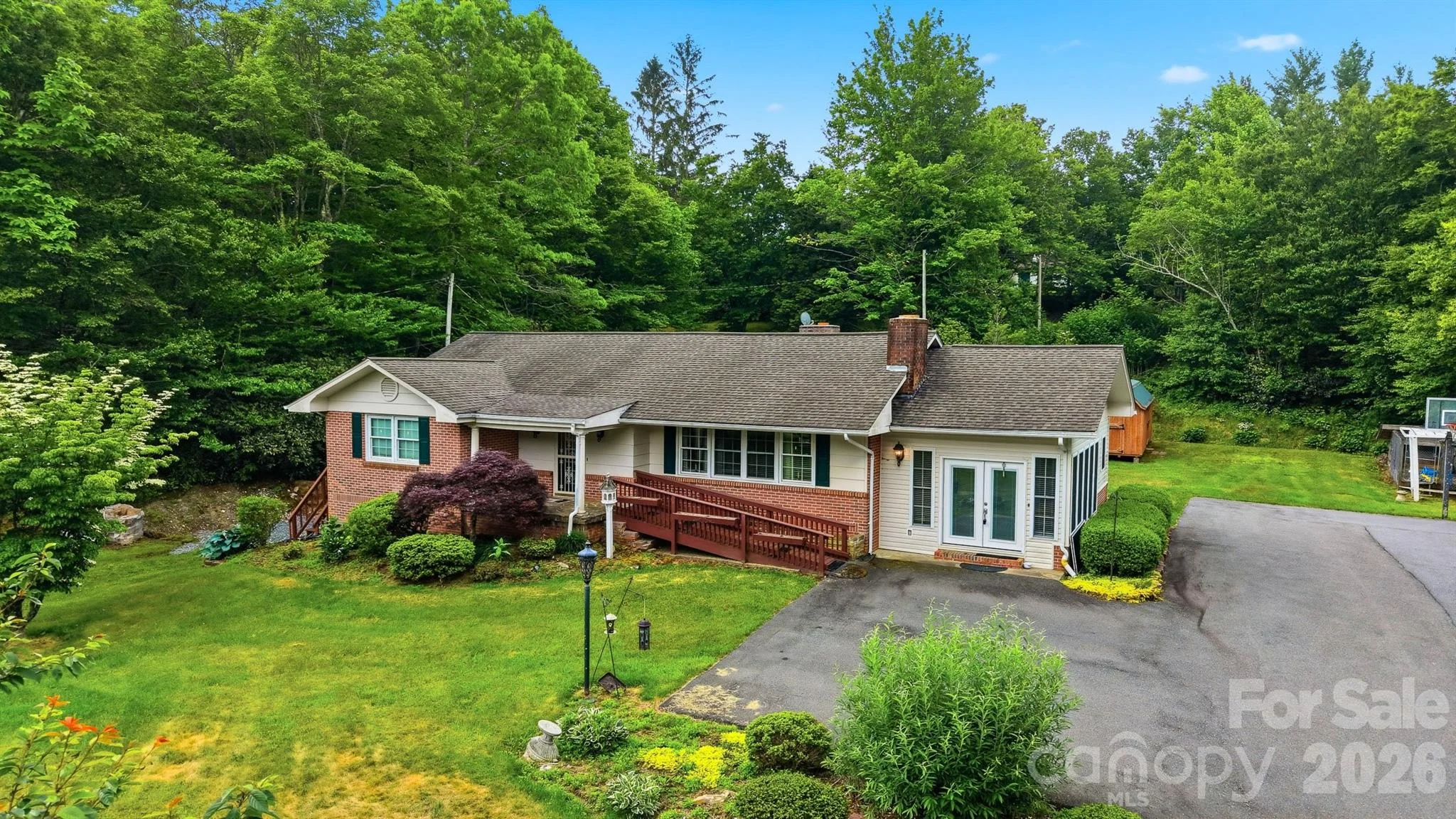9121 Nc 181 Highway, Newland, NC, 28657