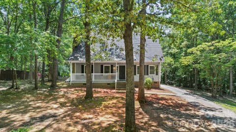 Photo of 619 Cedarwood Drive, Monroe, NC 28112 (MLS # 4404997)