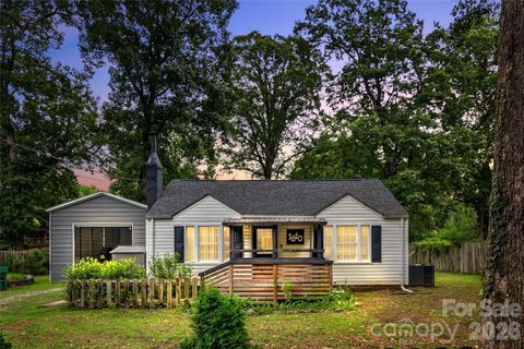 1810 Lisbon Lane Charlotte NC 28269