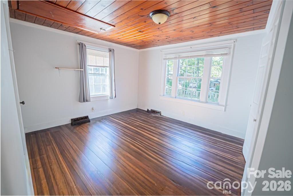 Royal Oaks - Residential