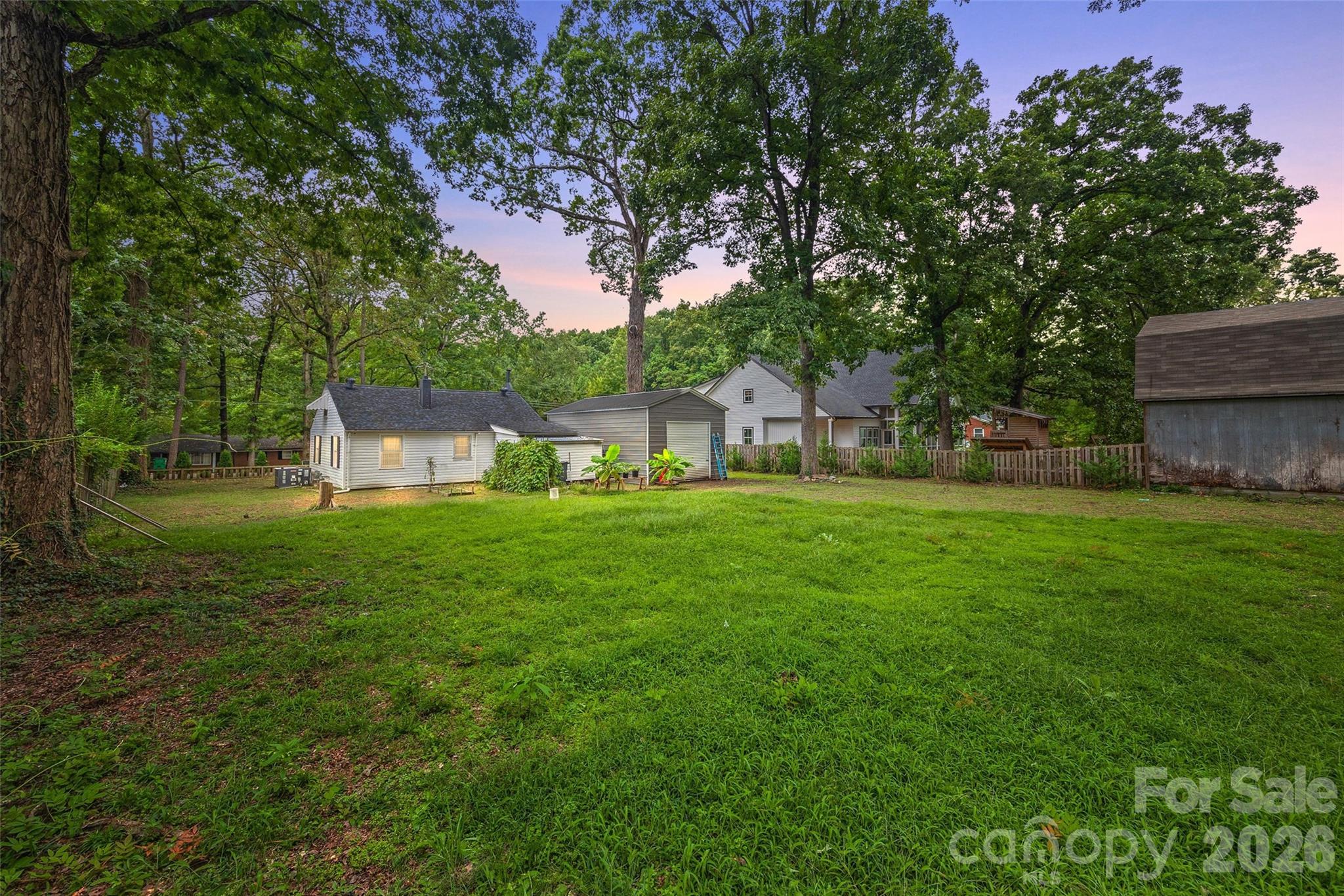 Royal Oaks - Residential