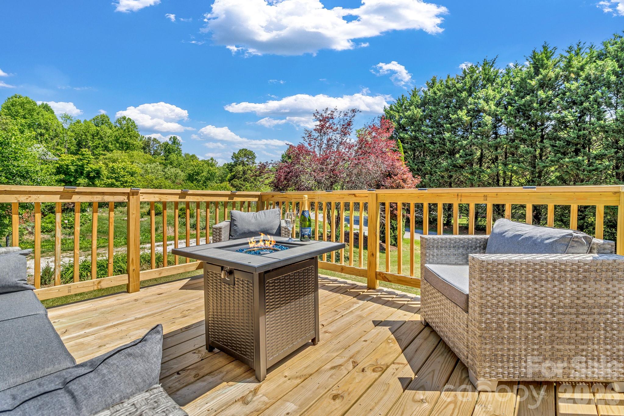 13 Spring Lake Drive