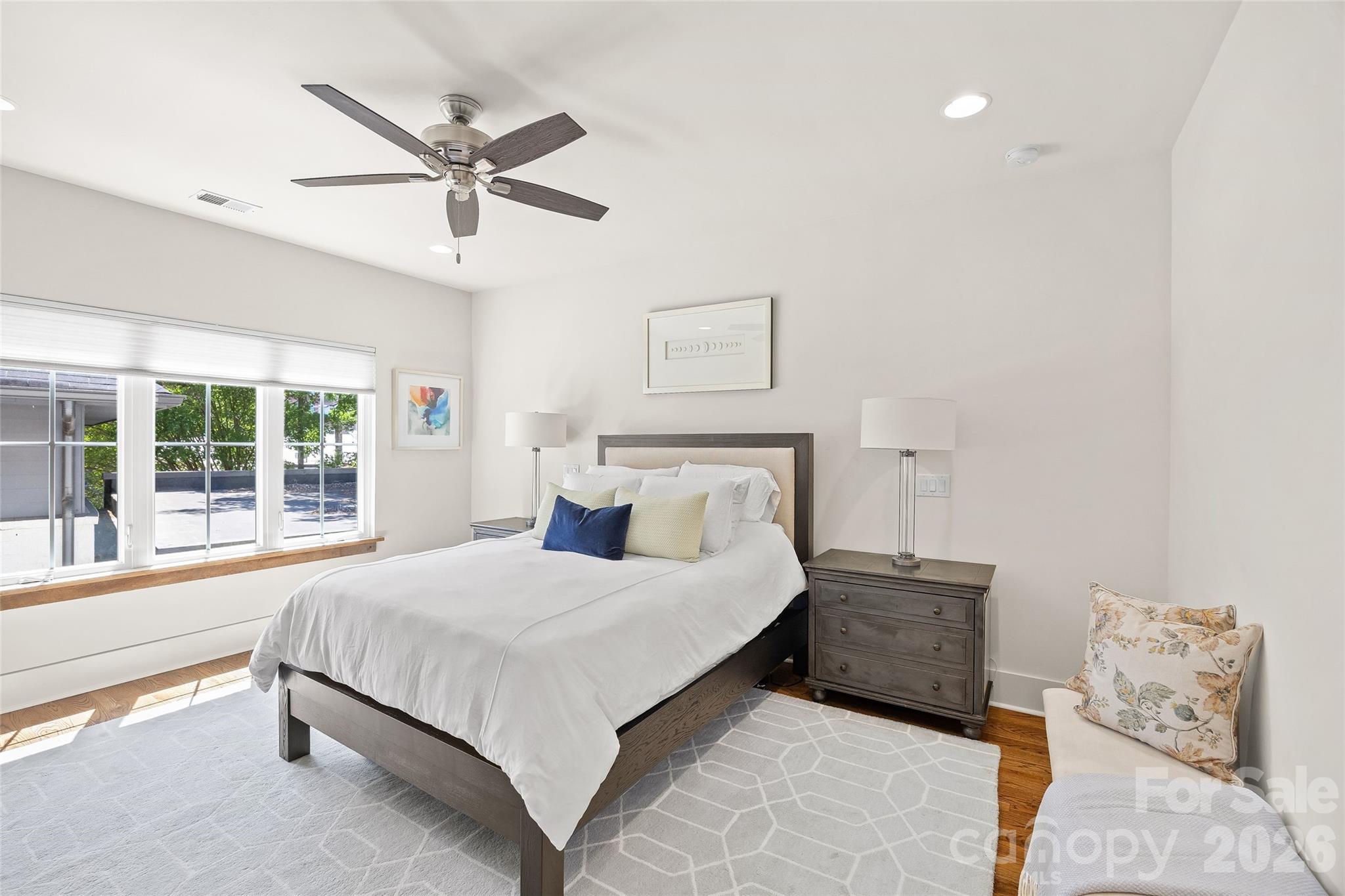 Elizabeth - Residential