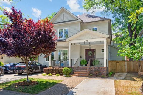 Photo of 425 Pecan Avenue, Charlotte, NC 28204 (MLS # 4383421)