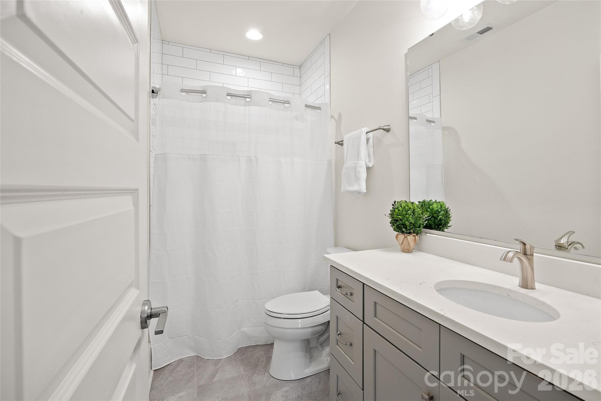 Elizabeth - Residential