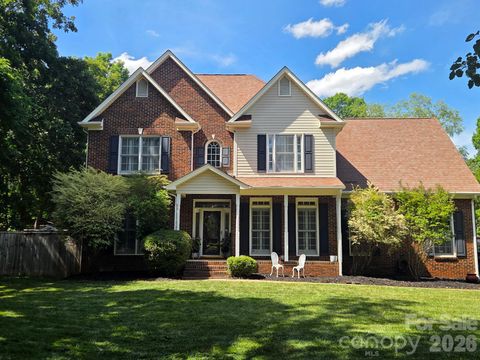 Photo of 1305 Mill Race Lane, Matthews, NC 28104 (MLS # 4379571)