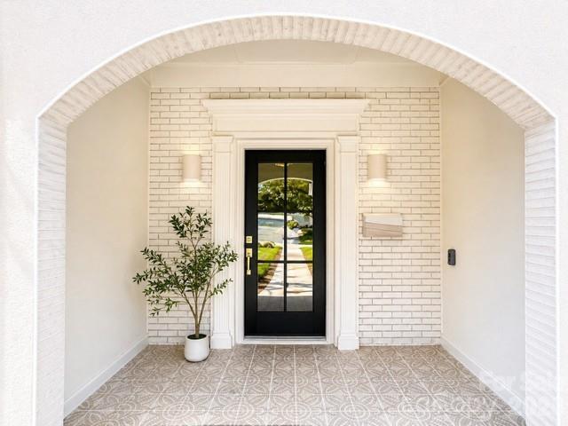 2823 Wickersham Road