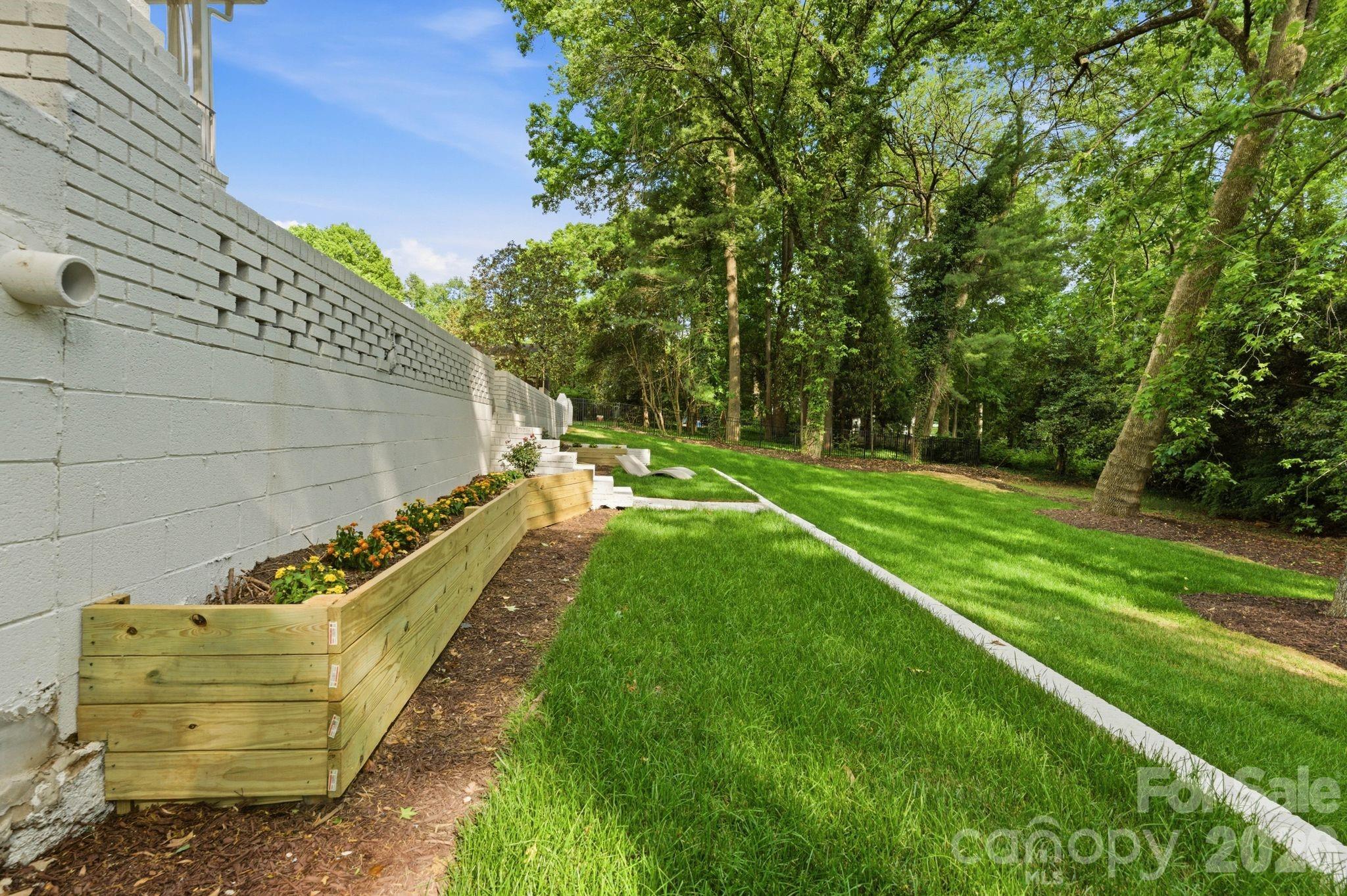 Barclay Downs - Residential