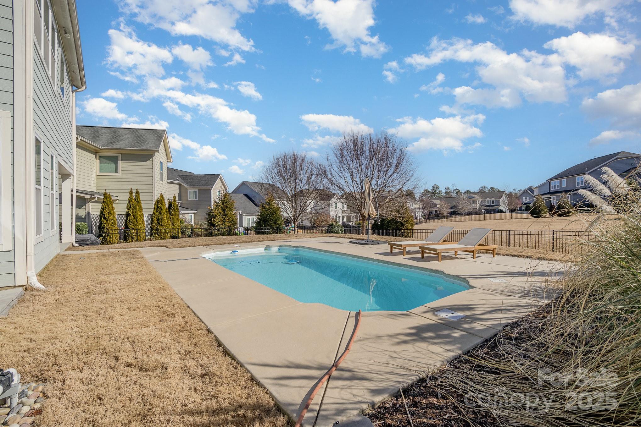 Paddlers Cove - Residential