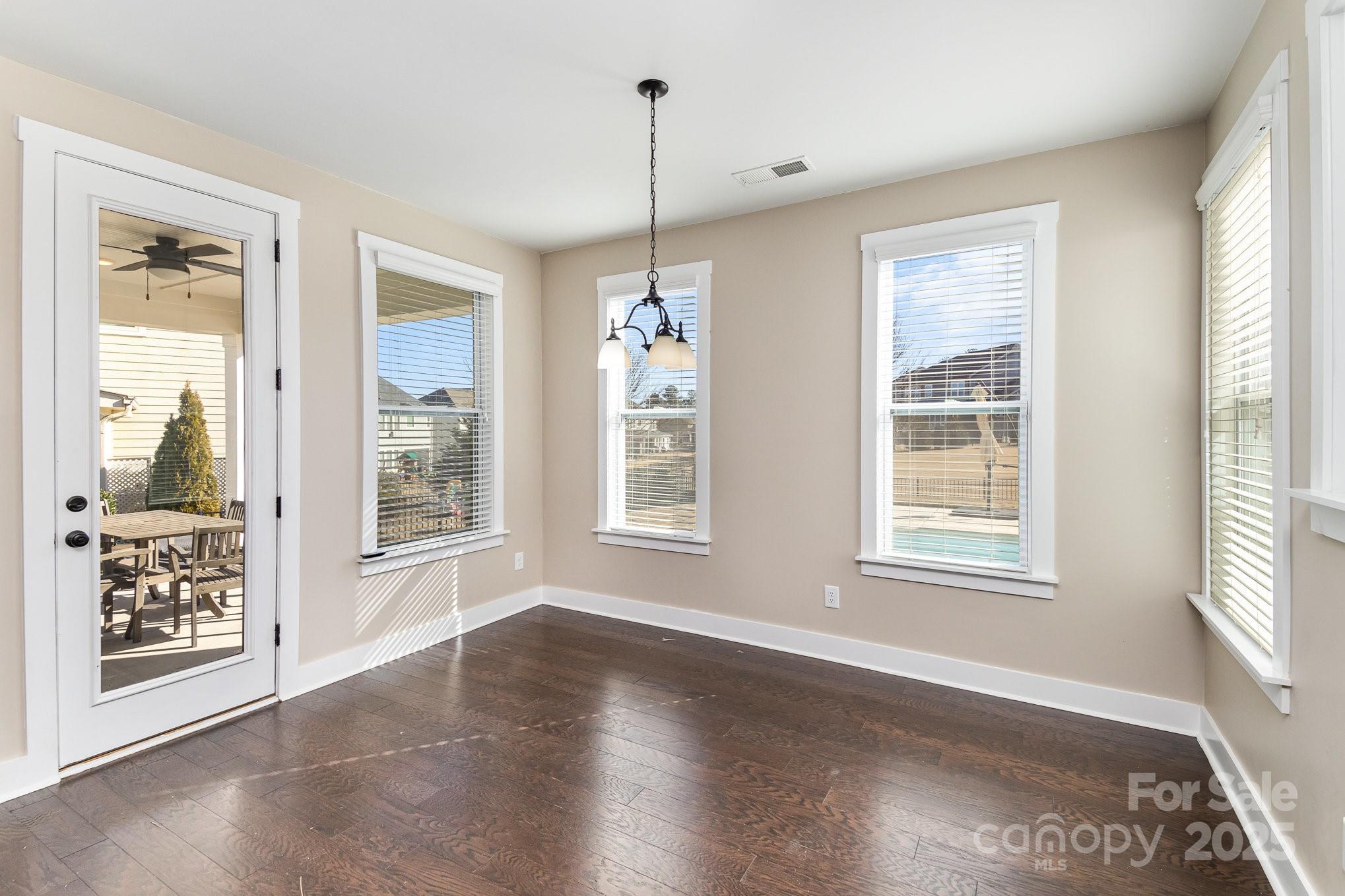 Paddlers Cove - Residential