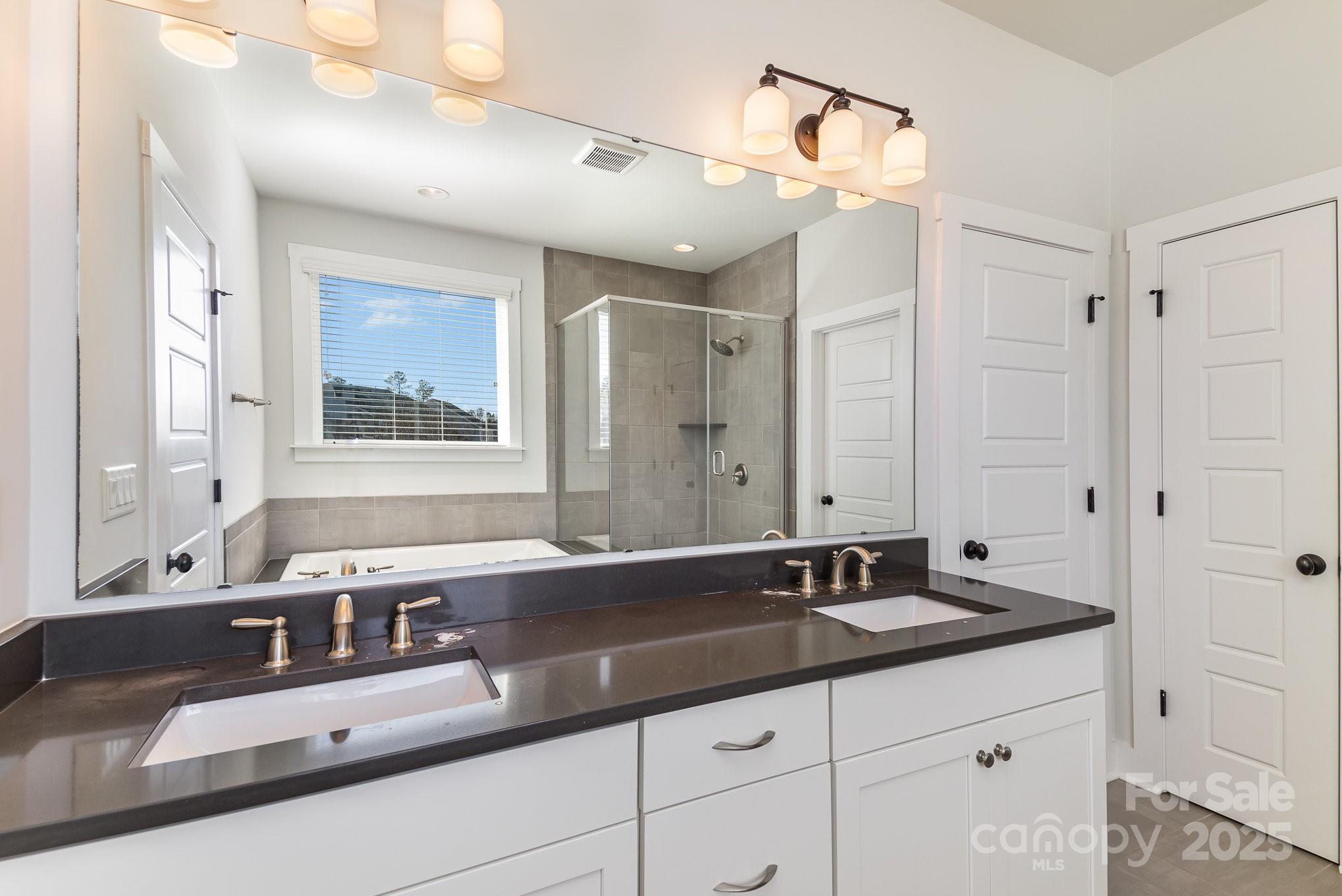 Paddlers Cove - Residential