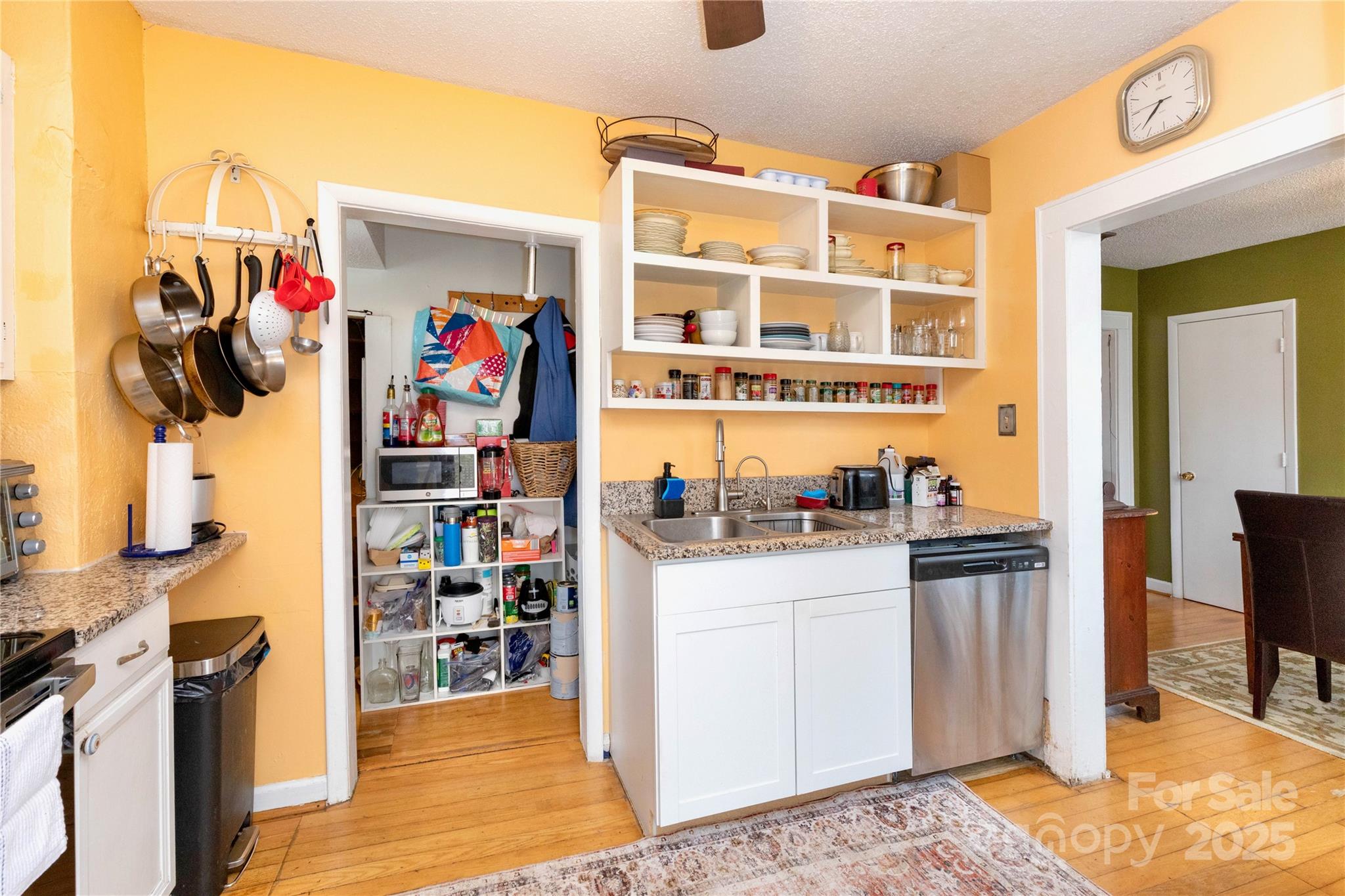 128 Laurel Loop