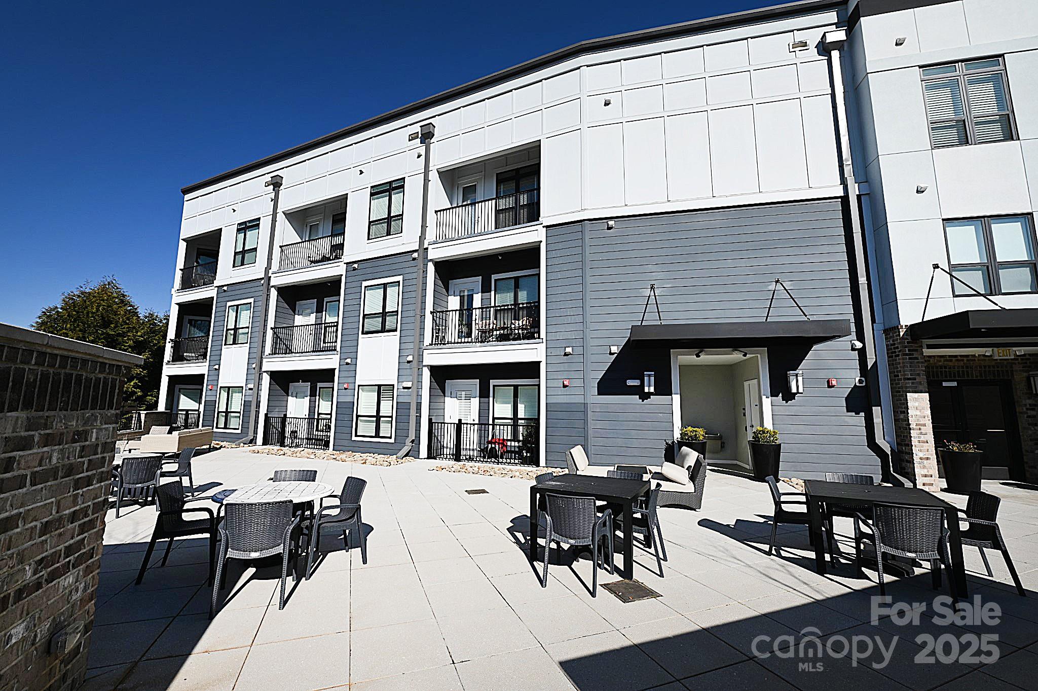 Galleries at NODA - Residential