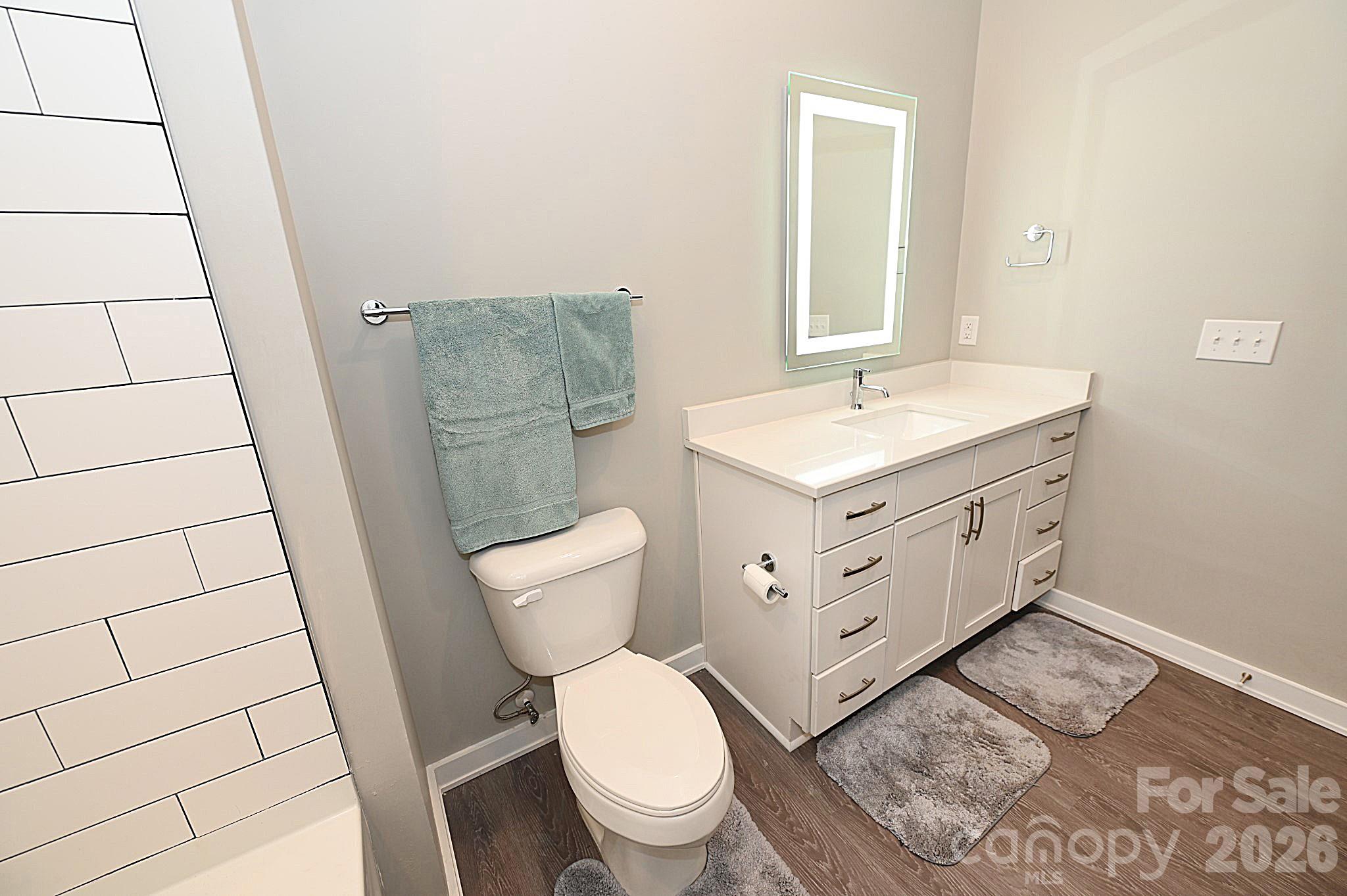 Galleries at NODA - Residential